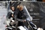 Amsterdam 2 november 2015
Tygo Gernandt met zijn nieuwe vriendin Annewil Hokken op de scooter