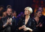 Hilversum 26 oktober 2015
Finale van Hollands next top model HNTM 2015 gepresenteerd door Anouk Smulders en Fred v Leer. De jury bestaat uit Dirk Kikstra May-Britt Mobach en Freek Koster (Touche Models).
De 4 4 finalisten zijn Loiza Lamers, Rachel Swaab Celine Koningstein en Lisa Kapper.
Loiza wordt uiteindelijk HNTM