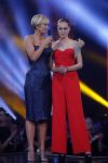 Hilversum 26 oktober 2015
Finale van Hollands next top model HNTM 2015 gepresenteerd door Anouk Smulders en Fred v Leer. De jury bestaat uit Dirk Kikstra May-Britt Mobach en Freek Koster (Touche Models).
De 4 4 finalisten zijn Loiza Lamers, Rachel Swaab Celine Koningstein en Lisa Kapper.
Loiza wordt uiteindelijk HNTM