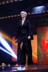 Hilversum 26 oktober 2015
Finale van Hollands next top model HNTM 2015 gepresenteerd door Anouk Smulders en Fred v Leer. De jury bestaat uit Dirk Kikstra May-Britt Mobach en Freek Koster (Touche Models).
De 4 4 finalisten zijn Loiza Lamers, Rachel Swaab Celine Koningstein en Lisa Kapper.
Loiza wordt uiteindelijk HNTM