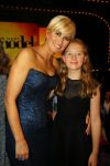 Hilversum 26 oktober 2015
Finale van Hollands next top model HNTM 2015 gepresenteerd door Anouk Smulders en Fred v Leer. De jury bestaat uit Dirk Kikstra May-Britt Mobach en Freek Koster (Touche Models).
De 4 4 finalisten zijn Loiza Lamers, Rachel Swaab Celine Koningstein en Lisa Kapper.
Loiza wordt uiteindelijk HNTM