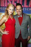Amsterdam 11 november 2015
Premiere queen of the dessert met oa Jason Donovan Simon Greete Adam Bailey en Philip Childs in carre. Barry Paf