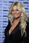 Amsterdam 26 oktober 2016
Presntatie Linda tv met oa Linda de Mol en Jildou van der Bijl .Bobbi Eden en partner Mark Laurenz