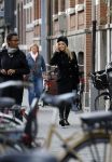 Amsterdam 13 november 2015 
Chantal janzen bellend op straat.