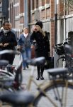 Amsterdam 13 november 2015 
Chantal janzen bellend op straat.