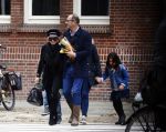 Amsterdam 23 oktober 2015
Connie Breukhoven met Eugene v Dun en haar kleinkinderen