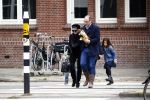 Amsterdam 23 oktober 2015
Connie Breukhoven met Eugene v Dun en haar kleinkinderen
