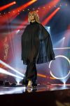 Hilversum 26 oktober 2015
Finale van Hollands next top model HNTM 2015 gepresenteerd door Anouk Smulders en Fred v Leer. De jury bestaat uit Dirk Kikstra May-Britt Mobach en Freek Koster (Touche Models).
De 4 4 finalisten zijn Loiza Lamers, Rachel Swaab Celine Koningstein en Lisa Kapper.
Loiza wordt uiteindelijk HNTM. Daphne Deckers