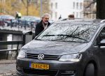 Amsterdam 28 oktober 2015
Derek de Lint wordt opgehaald.
