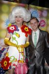 Amsterdam 11 november 2015
Premiere queen of the dessert met oa Jason Donovan Simon Greete Adam Bailey en Philip Childs in carre. Dolly met vriend