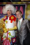 Amsterdam 11 november 2015
Premiere queen of the dessert met oa Jason Donovan Simon Greete Adam Bailey en Philip Childs in carre. Dolly met vriend