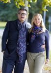 Montferland 25 oktober 2015
Emile Ratelband met zijn nieuwe vriendin Linda Snel bij zijn huis.