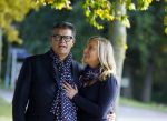 Montferland 25 oktober 2015
Emile Ratelband met zijn nieuwe vriendin Linda Snel bij zijn huis.