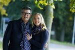 Montferland 25 oktober 2015
Emile Ratelband met zijn nieuwe vriendin Linda Snel bij zijn huis.