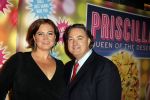 Amsterdam 11 november 2015
Premiere queen of the dessert met oa Jason Donovan Simon Greete Adam Bailey en Philip Childs in carre. Erwin v Lambaart met vrouw