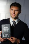 Amsterdam 20 oktober 2015
Boekpresentatie van Evgeniy Levchenko , het boek is geschreven door iris Koppe.