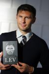 Amsterdam 20 oktober 2015
Boekpresentatie van Evgeniy Levchenko , het boek is geschreven door iris Koppe.