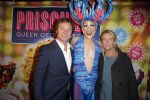 Amsterdam 11 november 2015
Premiere queen of the dessert met oa Jason Donovan Simon Greete Adam Bailey en Philip Childs in carre. Frits Sissing met vrouw