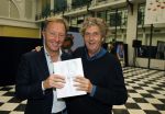 Amsterdam 19 oktober 2015 
Boekpresentatie Sacha de Boer en Jacob Jan Boerma in hotel Krasnapolsky. Man Rick Nieman praat het aan elkaar. Gerard Arninkhof