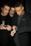 Amsterdam 9 n ovember 2015
Life after football LAF gala in het INK hotel. Gregory v d Wiel met zijn samsung BLAR. horloge