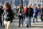 Amsterdam 30 oktober 2015
Harry Mens met zijn Bulgaarse vriendin aan het winkelen in Amsterdam.