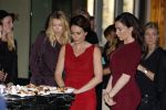 Amsterdam 2 november 2015
Presentatie boek Extase geschreven door Heleen v Royen Georgina Verbaan Daphne Deckers Susan Smit Patricia Snel Sophie v d Stap Chantal v Gastel Myrthe v d Meer Milou v d Will en Halina Reijn. De presenatie was bij Duchess.