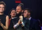 Hilversum 26 oktober 2015
Finale van Hollands next top model HNTM 2015 gepresenteerd door Anouk Smulders en Fred v Leer. De jury bestaat uit Dirk Kikstra May-Britt Mobach en Freek Koster (Touche Models).
De 4 4 finalisten zijn Loiza Lamers, Rachel Swaab Celine Koningstein en Lisa Kapper.
Loiza wordt uiteindelijk HNTM. Holly Brood met vriend