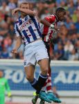 Heerenveen, 22 Augustus 2015
Kompetitie, Seizoen 2015/2016
FC Heerenveen-PSV, eindstand 1-1
Joshua Brenet in duel met Henk Veerman