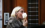 Amsterdam 31 oktober 2015
Judith Osborn eet een ijsje