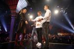 Hilversum 26 oktober 2015
Finale van Hollands next top model HNTM 2015 gepresenteerd door Anouk Smulders en Fred v Leer. De jury bestaat uit Dirk Kikstra May-Britt Mobach en Freek Koster (Touche Models).
De 4 4 finalisten zijn Loiza Lamers, Rachel Swaab Celine Koningstein en Lisa Kapper.
Loiza wordt uiteindelijk HNTM. Kim Feenstra met ....