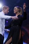 Hilversum 26 oktober 2015
Finale van Hollands next top model HNTM 2015 gepresenteerd door Anouk Smulders en Fred v Leer. De jury bestaat uit Dirk Kikstra May-Britt Mobach en Freek Koster (Touche Models).
De 4 4 finalisten zijn Loiza Lamers, Rachel Swaab Celine Koningstein en Lisa Kapper.
Loiza wordt uiteindelijk HNTM. Kim Feenstra met ....