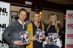 Volendam 29 oktober 2015
Presentatie nieuwe 100%NL met Koos v Plateringen Monique Smit en Tooske Ragas.