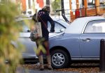 Amsterdam 2 november 2015 
Lauren Verster bellend op straat.