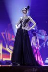 Hilversum 26 oktober 2015
Finale van Hollands next top model HNTM 2015 gepresenteerd door Anouk Smulders en Fred v Leer. De jury bestaat uit Dirk Kikstra May-Britt Mobach en Freek Koster (Touche Models).
De 4 4 finalisten zijn Loiza Lamers, Rachel Swaab Celine Koningstein en Lisa Kapper.
Loiza wordt uiteindelijk HNTM