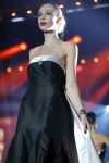 Hilversum 26 oktober 2015
Finale van Hollands next top model HNTM 2015 gepresenteerd door Anouk Smulders en Fred v Leer. De jury bestaat uit Dirk Kikstra May-Britt Mobach en Freek Koster (Touche Models).
De 4 4 finalisten zijn Loiza Lamers, Rachel Swaab Celine Koningstein en Lisa Kapper.
Loiza wordt uiteindelijk HNTM