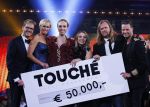 Hilversum 26 oktober 2015
Finale van Hollands next top model HNTM 2015 gepresenteerd door Anouk Smulders en Fred v Leer. De jury bestaat uit Dirk Kikstra May-Britt Mobach en Freek Koster (Touche Models).
De 4 4 finalisten zijn Loiza Lamers, Rachel Swaab Celine Koningstein en Lisa Kapper.
Loiza wordt uiteindelijk HNTM