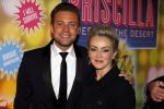 Amsterdam 11 november 2015
Premiere queen of the dessert met oa Jason Donovan Simon Greete Adam Bailey en Philip Childs in carre. Lone v Roosendaal met collega
