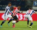 Heerenveen, 22 Augustus 2015
Kompetitie, Seizoen 2015/2016
FC Heerenveen-PSV, eindstand 1-1
Luciano Narsingh