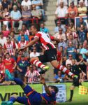 Eindhoven, 30 Augustus 2015
Kompetitie Seizoen 2015/2016
PSV-SC Feyenoord, eindstand 3-1
Luuk de Jong in duel met Eric Botteghin