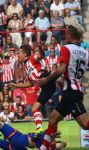 Eindhoven, 30 Augustus 2015
Kompetitie Seizoen 2015/2016
PSV-SC Feyenoord, eindstand 3-1
Luuk de Jong in duel met Eric Botteghin