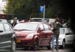 Amsterdam 21 oktober 2015
Manuel Broekman gaat met zijn vriendin Adriana Mosk met hun hond naar de dierenarts.