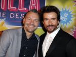 Amsterdam 11 november 2015
Premiere queen of the dessert met oa Jason Donovan Simon Greete Adam Bailey en Philip Childs in carre. Mari v d Ven met nieuwe vriend