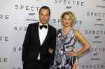 Amsterdam 28 oktober 2015
Premiere James Bond spectre in Tuschinski. Mark v Eeuwen met (een) vriendin