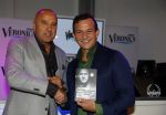 Amsterdam 16 oktober 2015 
Boekpresentatie John v d Heuvel bij de telegraaf. Najib Amhali ontvangt het eerste boek