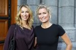 Amsterdam 2 november 2015
Presentatie boek Extase geschreven door Heleen v Royen Georgina Verbaan Daphne Deckers Susan Smit Patricia Snel Sophie v d Stap Chantal v Gastel Myrthe v d Meer Milou v d Will en Halina Reijn. De presenatie was bij Duchess.