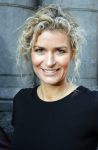 Amsterdam 2 november 2015
Presentatie boek Extase geschreven door Heleen v Royen Georgina Verbaan Daphne Deckers Susan Smit Patricia Snel Sophie v d Stap Chantal v Gastel Myrthe v d Meer Milou v d Will en Halina Reijn. De presenatie was bij Duchess.