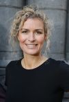 Amsterdam 2 november 2015
Presentatie boek Extase geschreven door Heleen v Royen Georgina Verbaan Daphne Deckers Susan Smit Patricia Snel Sophie v d Stap Chantal v Gastel Myrthe v d Meer Milou v d Will en Halina Reijn. De presenatie was bij Duchess.