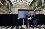 Amsterdam 19 oktober 2015 
Boekpresentatie Sacha de Boer en Jacob Jan Boerma in hotel Krasnapolsky. Man Rick Nieman praat het aan elkaar.
