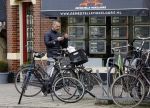 Amsterdam 20 oktober 2015 
Rolf Snoeren op de fiets in Amsterdam.