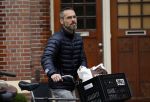 Amsterdam 20 oktober 2015 
Rolf Snoeren op de fiets in Amsterdam.
